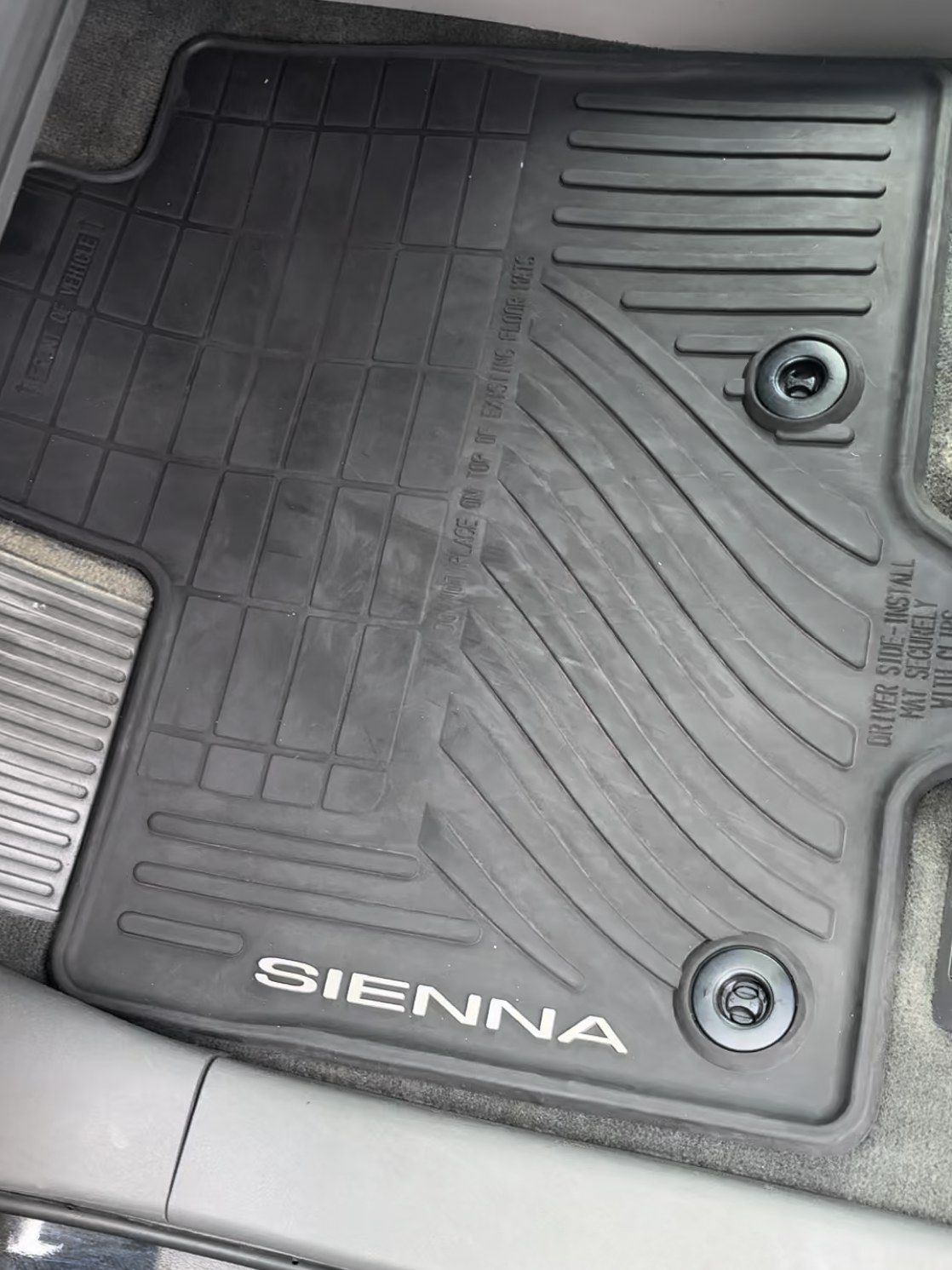 Toyota Sienna floor mat, after